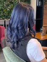 インデペンデンス(independence)&nbsp;透明感あふれるネイビーカラー