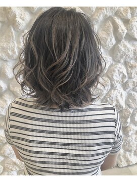 モアナ バイ ヘッドライト大宮店(Moana by HEADLIGHT) Moana【大宮】#ハイライト#エアリーボブ#アッシュ#20代30代40代