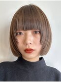 顔周りレイヤーカットグレージュカラーくびれボブショートカット