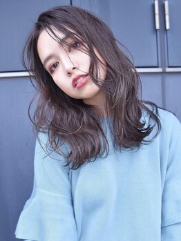 ホヌア(hoNua.)の写真/マンネリ化してきたロングデザインに"トレンド/顔回りのアクセント"で変化感をつける☆伸ばしかけの方も◎