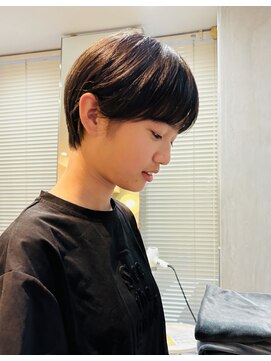 コル(Cor) バッサリショートカット（ヘアドネーション31センチ）