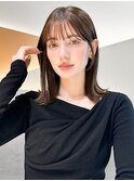 レイヤーカットシースルーバング大人ボブふんわりミディアム