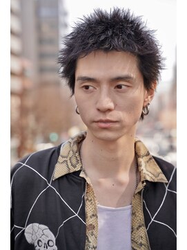 クロムトウキョウ ザ バーバー 新宿本店(CHROM TOKYO the Barber) 束間スパイキーショート