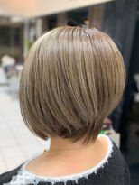 ヘアースタジオ ジェイワン(hair studio J ONE)&nbsp;30代40代50代60代大人くびれショートボブ脱白髪染め　白髪ぼかし