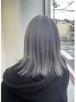 ヘイリー(HAILEY)&nbsp;シルバー/寒色系/エフェクトブリーチ