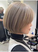 表参道切りっぱなしボブミディアムボブグレージュカラー40代50代