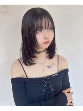 ハロ ハッピーヘアライフ 長居店(Halo happyhairlife) くびれヘアハイライトカラーアンプレラカラーレイヤーカット