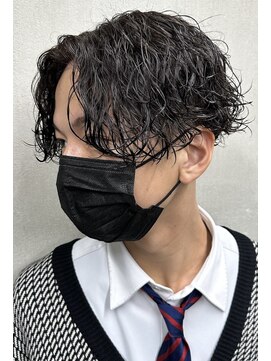 ダズルヘアーエイチ(DAZZLE hair H) センターパート×波巻きパーマ