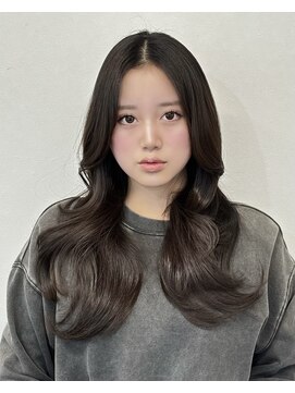 コビーバイジーナ 梅田茶屋町(Coby by Zina) くびれ巻きレイヤー