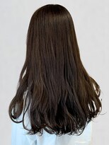 ポルト(porto produced by teatro hair salon)&nbsp;髪質改善 グレージュカラー ロングヘア ツヤ髪 20代