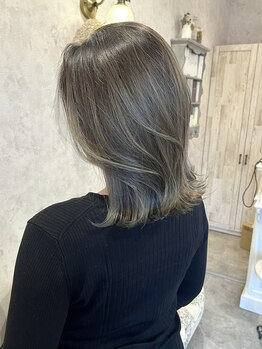 ディーヴァヘアーエズ(DIVA hair Eze)の写真/あなたの「なりたい」を丁寧にカウンセリング♪女性目線の美容サロンで新しい自分を発見しませんか?