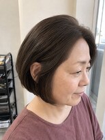 レスト(REST)&nbsp;顔まわりの白髪を活かして自然になじませた丸みボブ