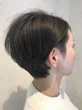 ラニ(Lani) 奥行きのあるショートボブ