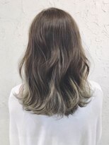 フロール(Flor)&nbsp;【flor 戸塚】*クールミディ+ハイライトグラデーション*