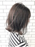 目を引く大人可愛さ☆無造作フェミニン外ハネ