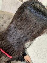 エスカーラ 表参道(THE ESCALA)&nbsp;ダークカラー×髪質改善超音波トリートメント【タビラマユミ】