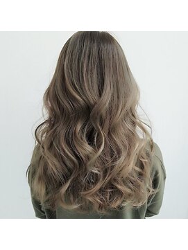 アンベリール(ambellir) 柔らかベージュ