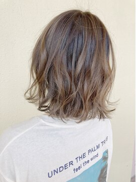 ツーウィークス プラス(2Weeks plus) 透明感抜群☆ホワイティアッシュ