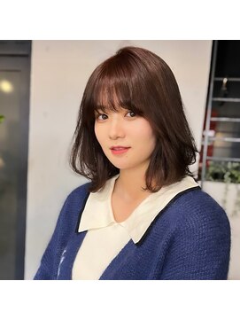 ドットハリス(.Hallis) くびれヘア/韓国風ヘア/大人可愛い/ベージュ/20代30代40代