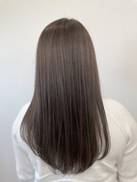 ユイテ 新河岸店(yuite)&nbsp;グレーベージュカラー　ロングヘア　透明感　暗髪