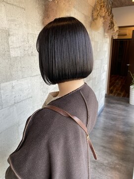 ミルヘアデザイン(mil hair design) パツッとボブ
