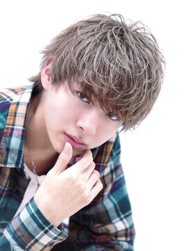 アルファ 新宿(alpha) フェザーパーマ/刈り上げセンターパート/サーフカール[新宿]