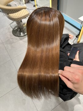 ロンドメリア 天神大名店(Lond Melia) ★くびレイヤーエモージュインナーグレージュ前髪ピンクベージュ