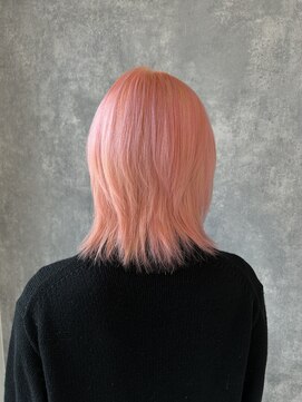 ヘアアンドメイク ムーア(Muuua) ホワイトピンク