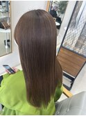 ナチュラルブラウン