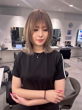 キング(K!ng) 縮毛矯正髪質改善ハイライトレイヤーカット楠葉美容室エクステ