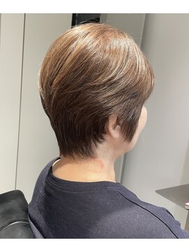 フク(FUKU) 白髪染め使わない白髪染め～ハンサムショート