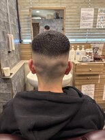 銀座マツナガ 神田店&nbsp;メンズベリーショートアイロンパーマフェード濡れパンワイルド