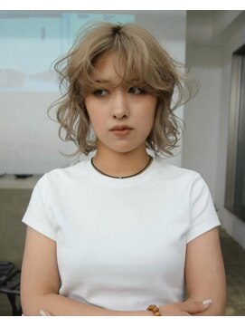 レコ 渋谷(LECO) ナチュラルベージュハイトーンケアブリーチ