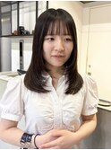 グレージュブラウン/ミディアムレイヤー/韓国巻き/顔周りカット