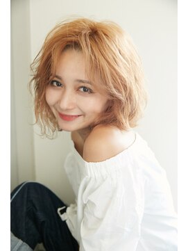 フィガロ アヴェダ(FIGARO AVEDA) 【figaro】クセ毛風ショートスタイル