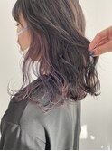 インナーカラーラベンダーグレージュ/イヤリングカラー