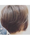 ショートボブ
