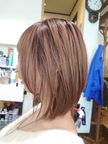 マツイ(Matsui)&nbsp;前下がりウルフボブ