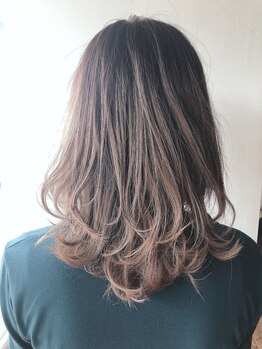 ヘアーアンドアイラッシュ ビス 下曽根店(Bis!)の写真/【白髪ぼかしも◎】デザインカラーも得意なhair&make Bis!でおしゃれヘアスタイルを楽しみませんか？