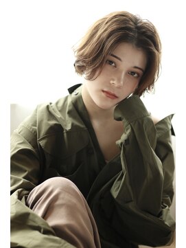 オリンテ バイ レシッド 表参道(orente by rcid) 大人ガーリー小顔クールショートセンターパートアッシュオリーブ