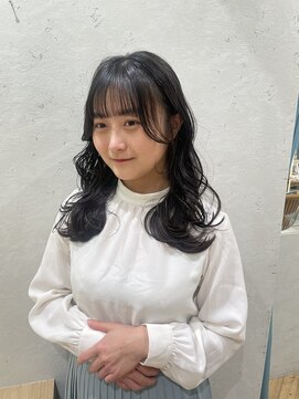 ロンドプランタン 恵比寿(Lond Printemps) ゆるウェーブセミロングヘア　くびれロング