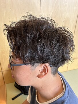 ニアウ 伊勢崎連取店(Niau) メンズマッシュパーマツイストスパイラルパーマ波巻きパーマ