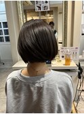 ダークブラウン
