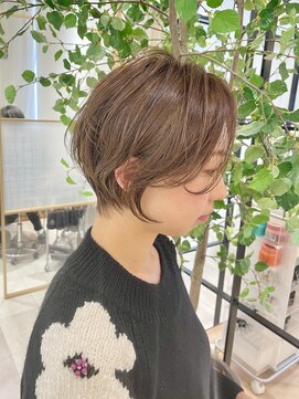 ヨール(YOL) 大人可愛いショート/小顔/ハイライト/白髪ぼかし/30代/40代