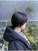 丸みショート×ブルーブラック ショートカット くびれショート