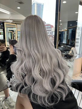 ラピス 渋谷本店(Lapis) シルバーカラー/ホワイトグレージュ/シールエクステ/髪質改善