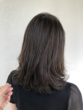 大人ローレイヤー　目白　美容室