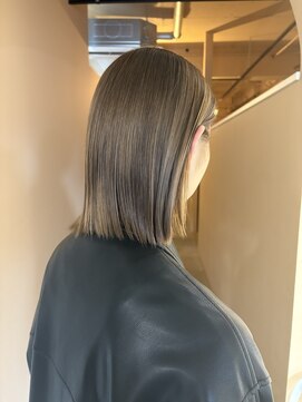 ハイトーンボブ