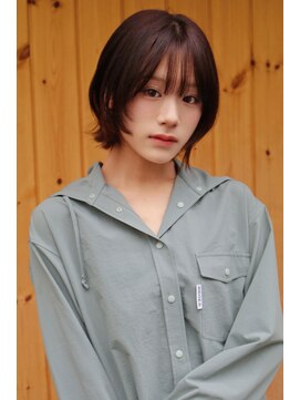 ブゾン(buZon) 【buZonブゾン】くびれレイヤー×外はねボブ