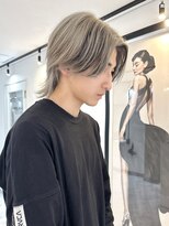 ヴィア 京都烏丸(Via)&nbsp;シルバーグレー/ハイトーン/デザインカラー/ブリーチ/ウルフ